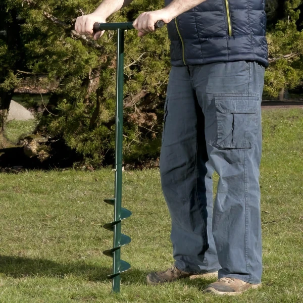 Tarière pour mise en oeuvre de ganivelle