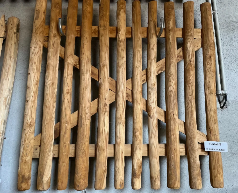 Portillon en bois de châtaigner - type B